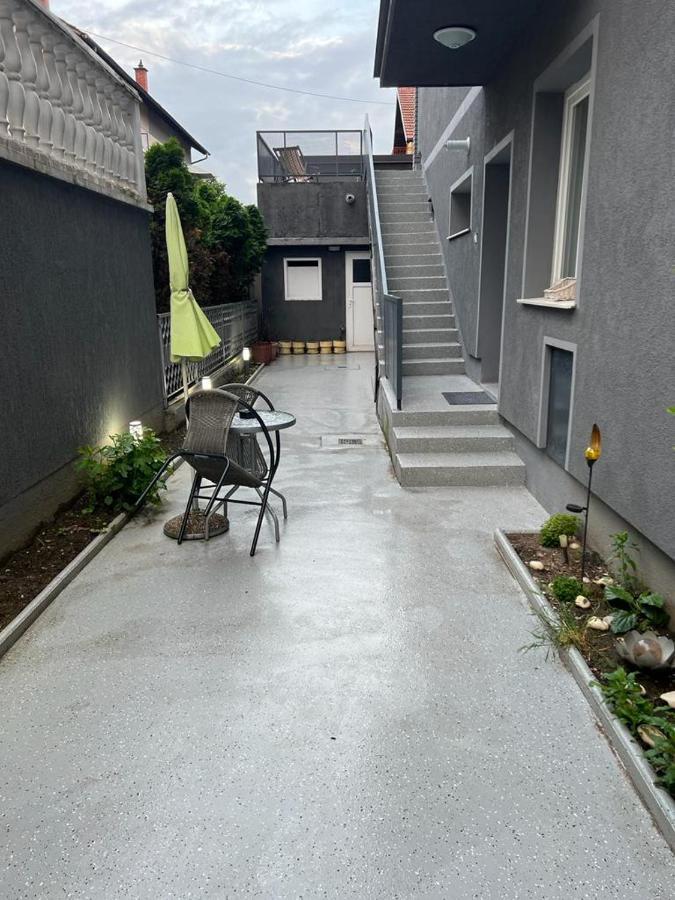 Apartman Lara Zagreb Bagian luar foto