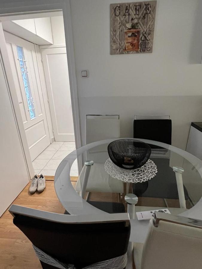 Apartman Lara Zagreb Bagian luar foto