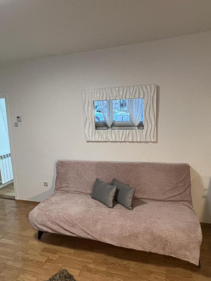 Apartman Lara Zagreb Bagian luar foto